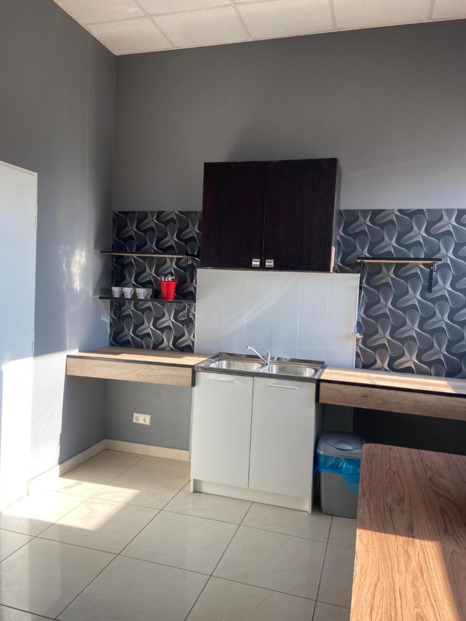 Zolta Walizka Gosciniec Hotel Podrzewie Екстериор снимка
